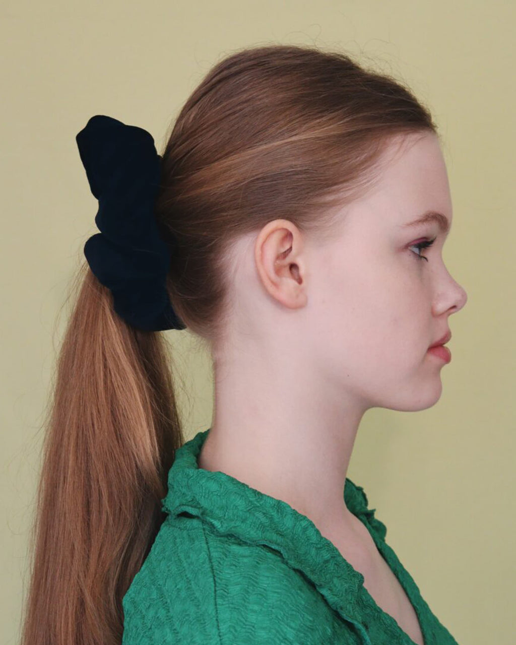 Scrunchie welurowe hejo "Dory"